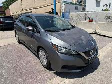 2018 Nissan Leaf SV Hatchback - Photo 3