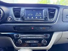 2019 Kia Sedona EX Passenger Van Automatic - Photo 28