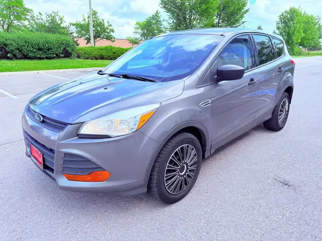 2013 Ford Escape S 4dr Front-wheel Drive Automatic