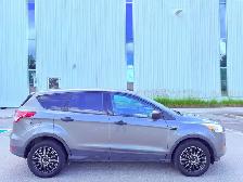 2013 Ford Escape S 4dr Front-wheel Drive Automatic - Photo 9
