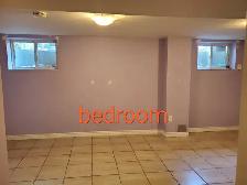 Fourplex basement apartment for rent - 1182 Royal York Rd - Photo 2