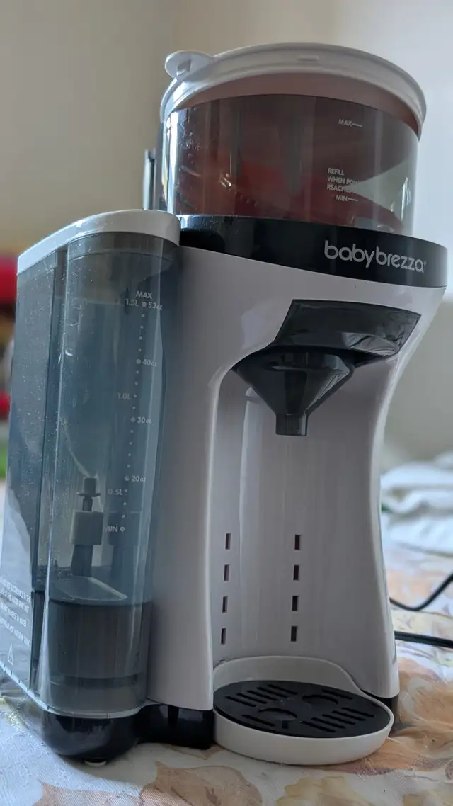 Baby Brezza Formula Dispenser