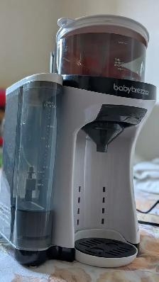 Baby Brezza Formula Dispenser