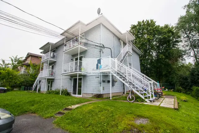 Bel appartement - 1-756 rue Notre-Dame