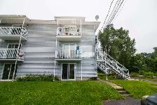 Bel appartement - 1-756 rue Notre-Dame - Photo 2
