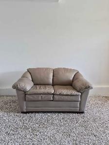 FREE DELIVERY LIKE NEW The Brick 2 Seater Loveseat Sofa / Couch - Photo 3