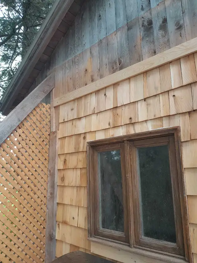 Rustic Cabin near Shediac & Beaches on a large park setting lot