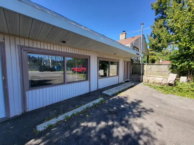 Home office Space- Prime Baseline Road Location