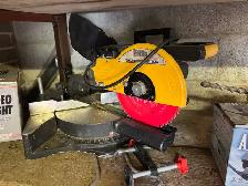 Mitre Saws - Photo 2