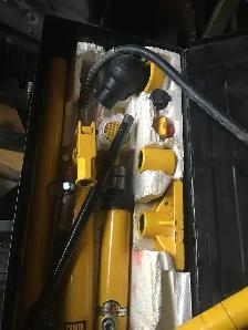 CUTTING TORCH & TANKS - Photo 2