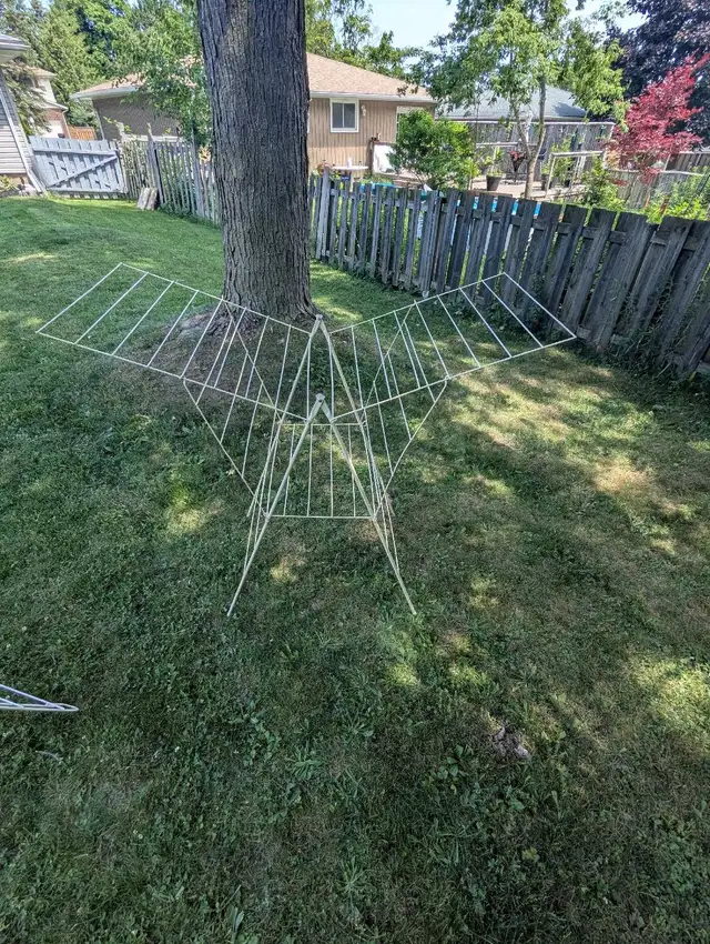 3 clothing drying racks