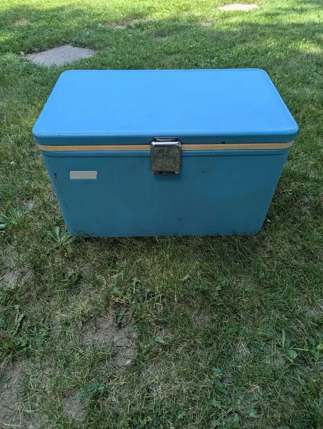 vintage Coleman's cooler
