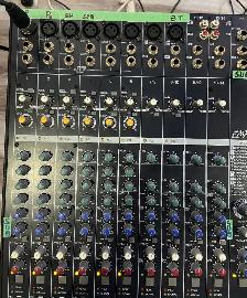 YAMAHA Powered Mixer, 1000 W RMS,  $399 - Photo 6