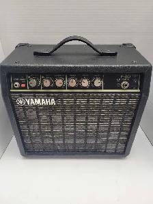Yamaha F-20 Guitar Amp