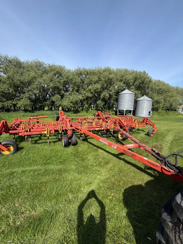 Bourgault 5710-52.