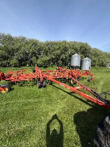 Bourgault 5710-52.