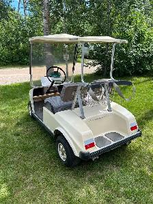 1990 Club Car Gas Golf Cart - Photo 2