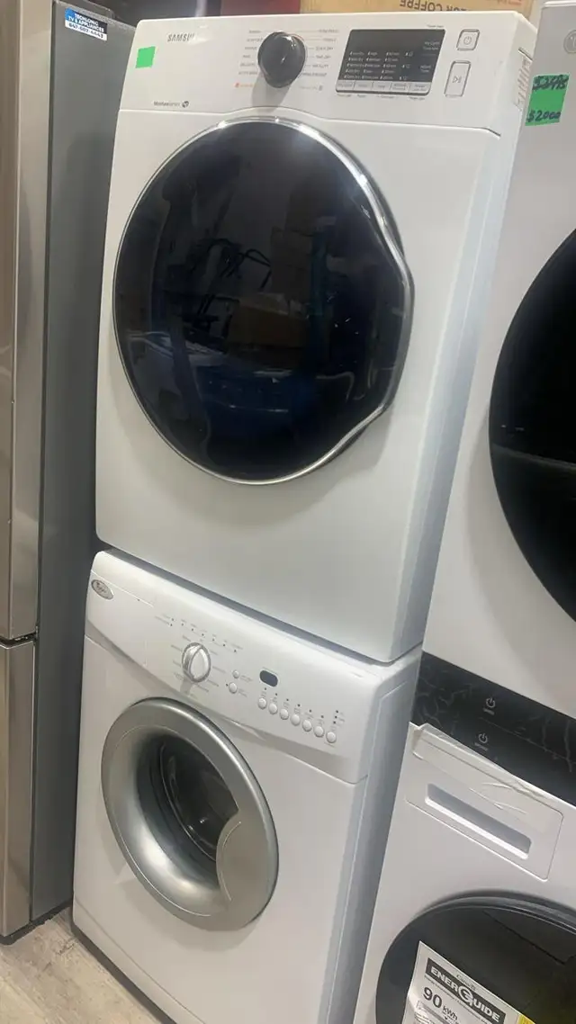 Washer Dryer Set - 24' Whirlpool/Samsung 4.5/4 Cu Ft Used