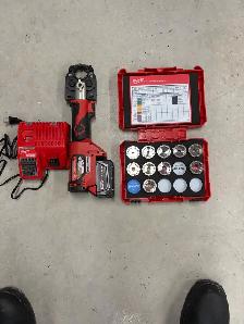 Milwaukee #2679-20 600MCM 6 Ton Battery Crimper