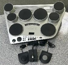 Yamaha Digital Percussion Kit with Pedals - Photo 2