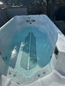 hot tub deap cleaning services - Photo 2