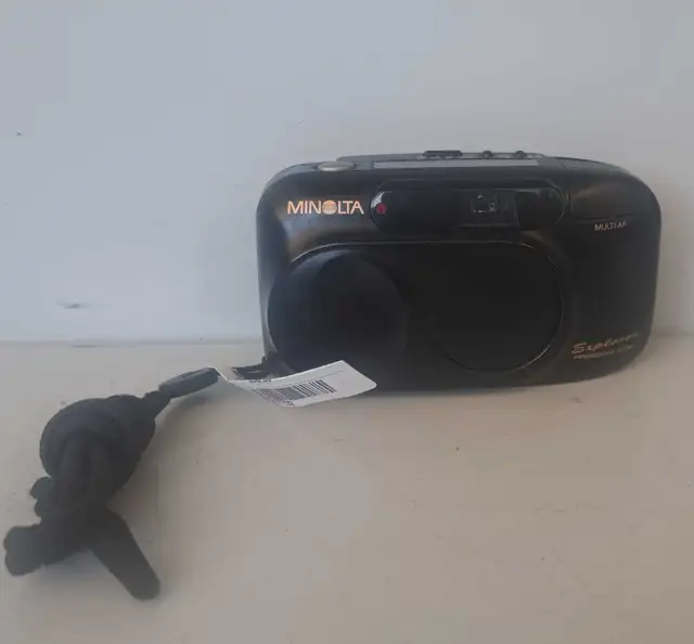Minolta Explorer Freedom Zoom Camera (31727732)