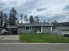5 bedroom/2.5 bath home in beautiful elkford bc