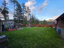 5 bedroom/2.5 bath home in beautiful elkford bc - Photo 2