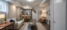 Modern 2-Bed, 2.5-Bath Townhouse for Rent – Near Ridgeway Plaza - Photo 2
