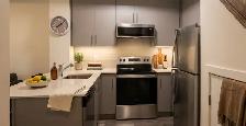Modern 2-Bed, 2.5-Bath Townhouse for Rent – Near Ridgeway Plaza - Photo 5