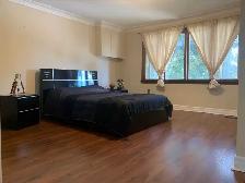 Beautiful 2 Bedroom House(Main Floor) for Rent - Photo 5