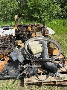 C 15 CAT ENGINE (comes with radiator)FOR SALE. - Photo 5
