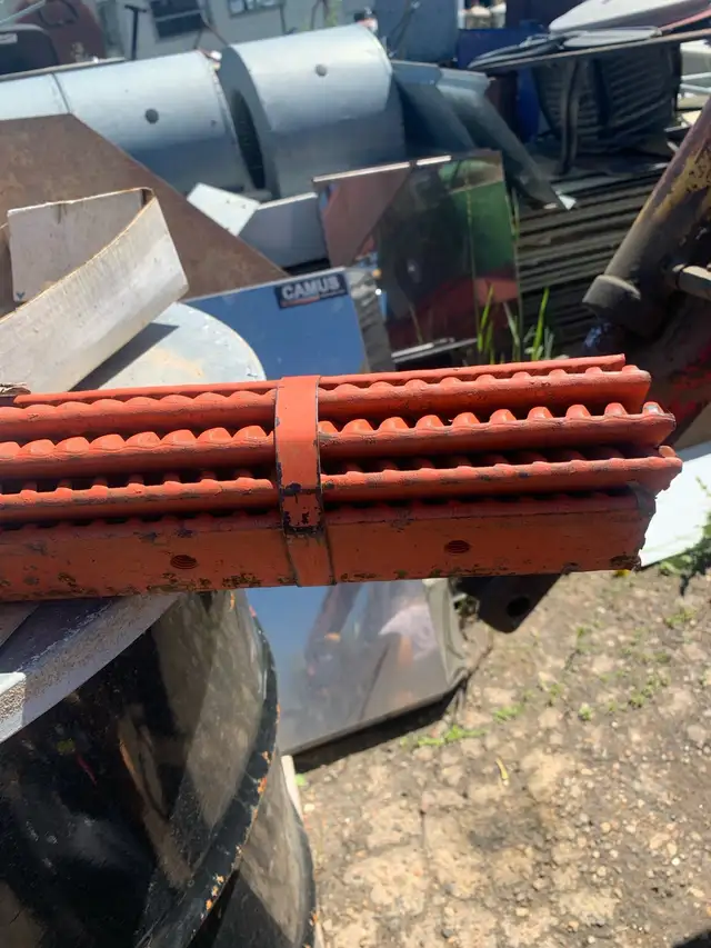 John Deere 95 Combine Rub Bars