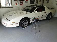 1985 Pontiac Trans Am T-tops état impeccable jamais restaurer