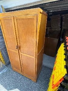 Free delivery antique Wooden Wardrobe with Hanging Rod - Photo 3