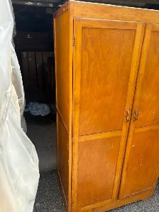 Free delivery antique Wooden Wardrobe with Hanging Rod - Photo 5