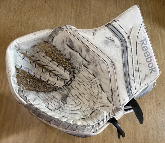 Reebok XLT Premier full right glove