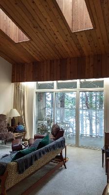 Oceanfront 5  bedroom bungalow house on Departure Bay$3,900 - Photo 2