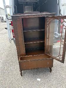 Free delivery Antique Glass Display Cabinet with Drawer - Photo 6