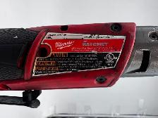 Milwaukee 2560-20 M12 FUEL 3/8'' Cordless Extended Reach Ratchet - Photo 3