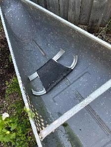 Fibreglass canoe 14ft - Photo 2