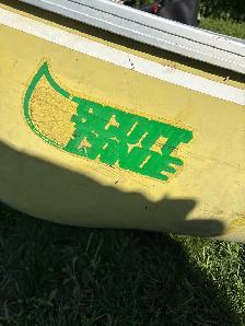 Fibreglass canoe 14ft - Photo 3