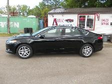2016 Ford Fusion SE - Photo 3