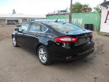 2016 Ford Fusion SE - Photo 5