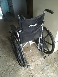 WHEELCHAIR - Photo 2