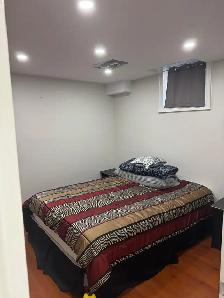 One Bedroom Bright basement at Mavis and Eglinton Mississauga - Photo 2