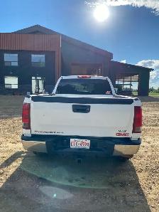 2013 GMC 1500 - Photo 2