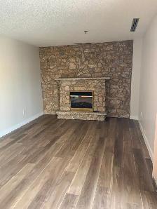 Spacious Refreshed Adult Only 2 Bedroom Suit