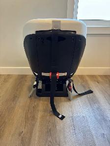Evenflo Car Seat - Photo 3