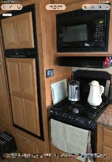 fifth wheel trailer - Photo 5